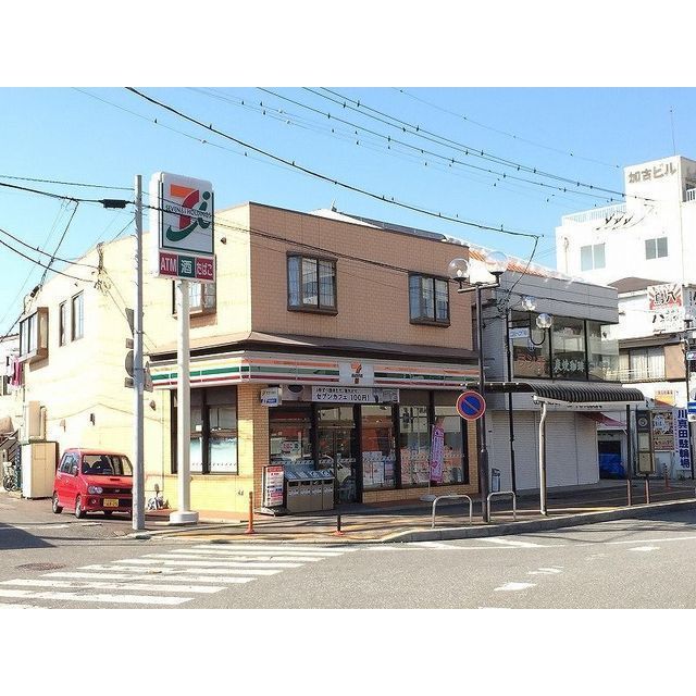 コンビニ　セブンイレブン　土浦荒川沖駅前店（コンビニ）まで140m