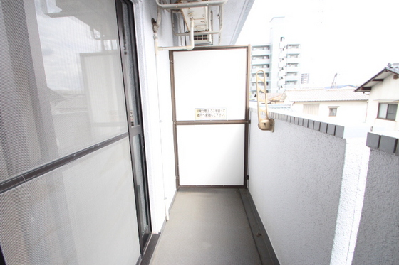 バルコニー　※別部屋の写真です