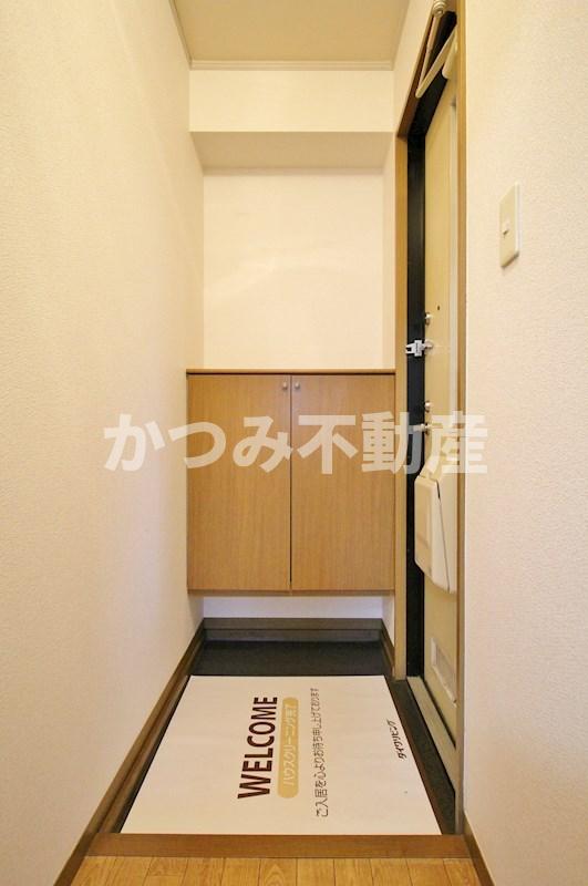 玄関　※他号室参考写真