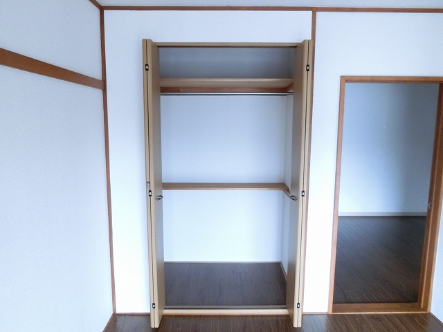 収納　（反転タイプの部屋のものになります）
