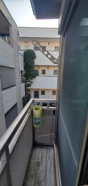 バルコニー　バルコニー