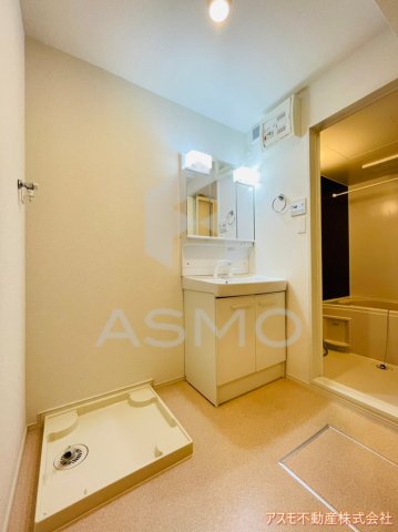 洗面設備　同マンション別部屋　参考写真