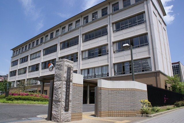 高校・高専　愛知県立愛知商業高校（高校・高専）まで477m