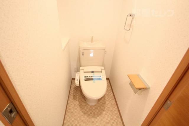 トイレ　イメージにつき実際とは異なります