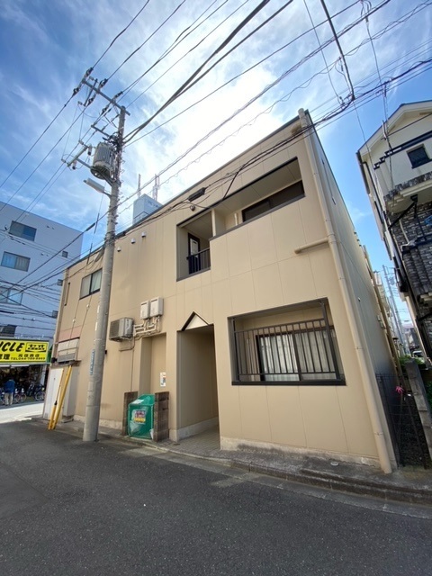 建物外観　★物件現地や最寄駅等でのお待ち合わせでご案内が可能です★