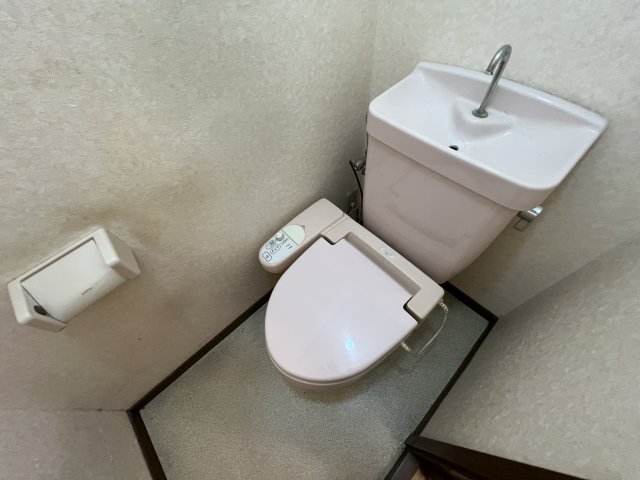 ローズシャトレ王塚台のトイレ写真