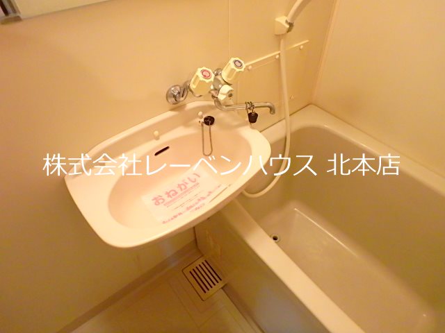 洗面設備　同物件2階の部屋参考写真