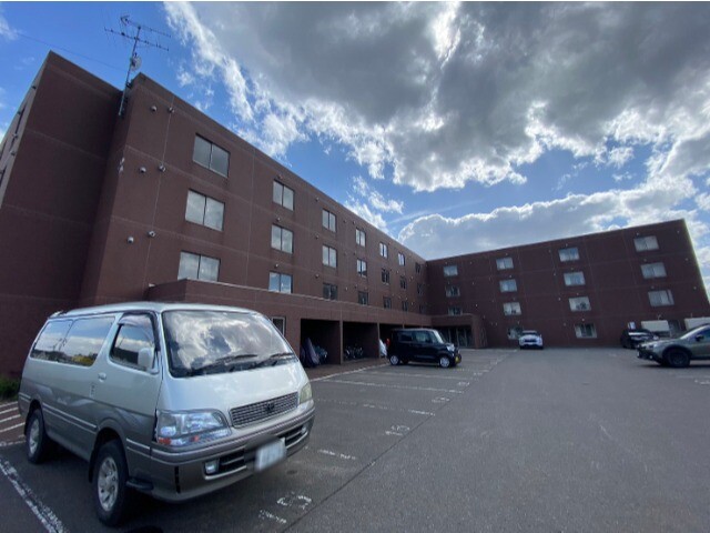 建物外観　札幌市北区あいの里三条「ピアッツァ２」