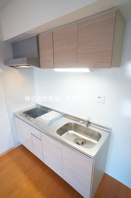 キッチン　※同タイプ506号室の参考写真です★（実際のお部屋とは異な