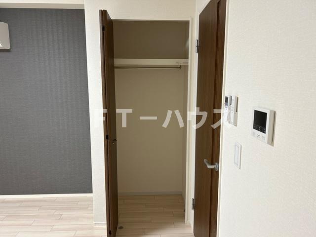 収納　クローゼット