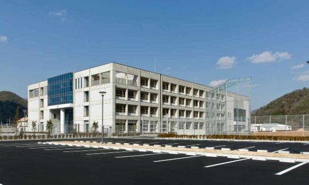中学校　上郡町立上郡中学校（中学校）まで1371m