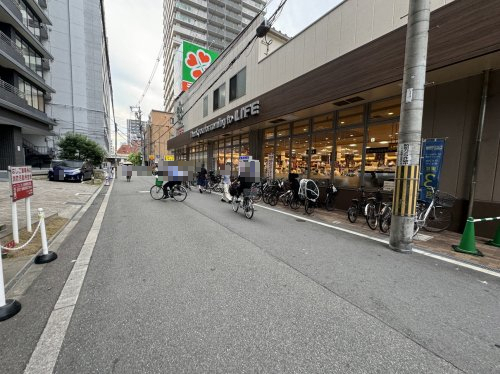 スーパー　ライフ 中崎町駅前店（スーパー）まで268m