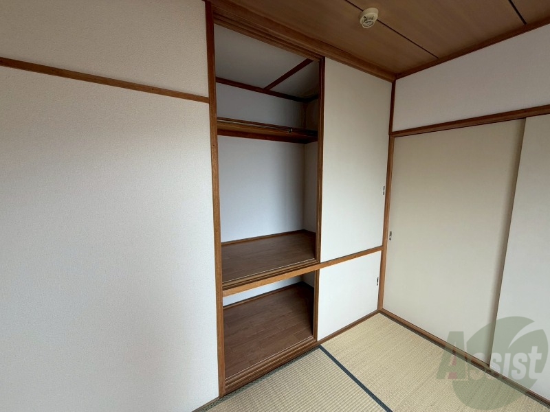 収納　こちらは収納です。物をしまう事ができますね！