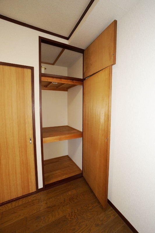 収納　※他の号室写真になります。