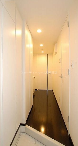 玄関　《見学予約受付中》シリーズ型分譲賃貸マンション！
