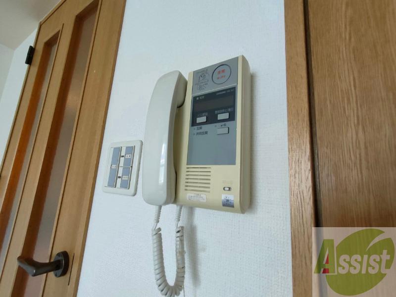 セキュリティ　インターホンは通話ができるので急な訪問があっても安心です。