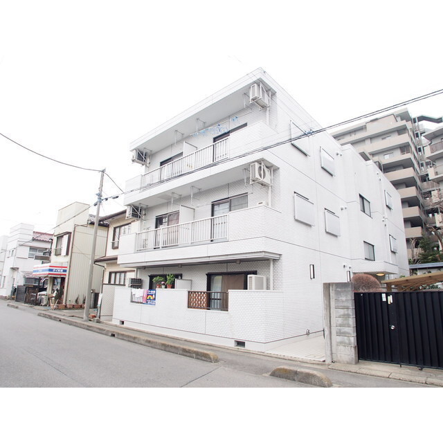 建物外観　南向きで日当たり良好