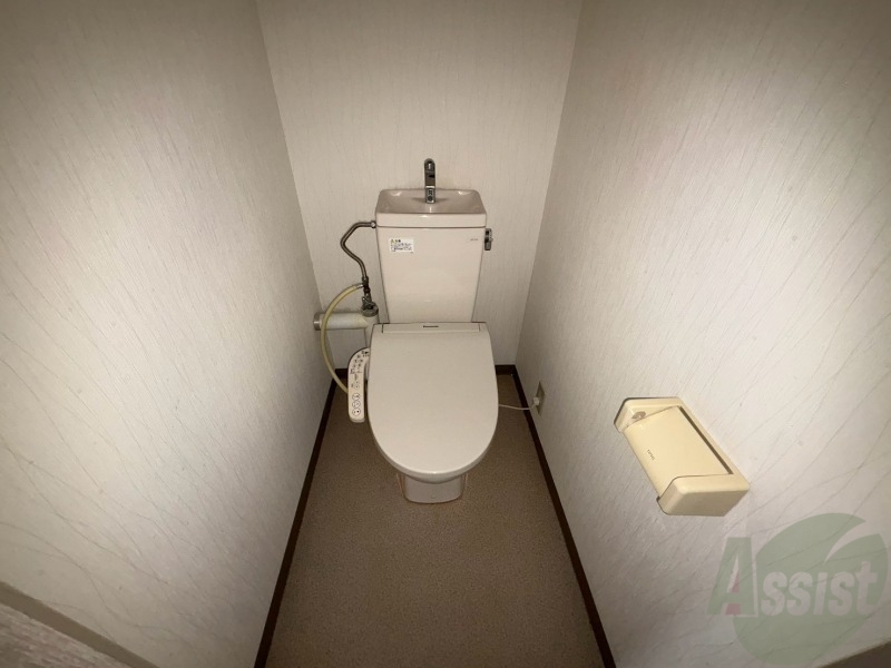 トイレ　こちらはトイレです。清潔感があり、安心して使用できます。