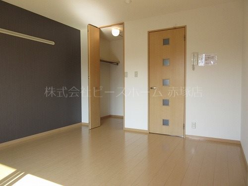 居室・リビング　※別号室参考写真