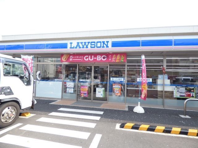 コンビニ　ローソン足立西新井五丁目店（コンビニ）まで170m