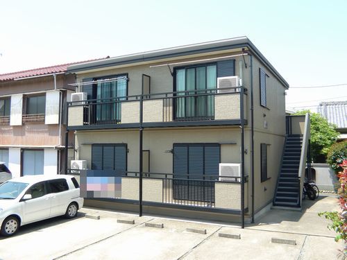 クレストパレス