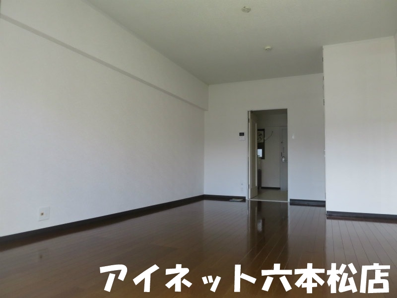 その他部屋・スペース　家具の配置がしやすいお部屋です。