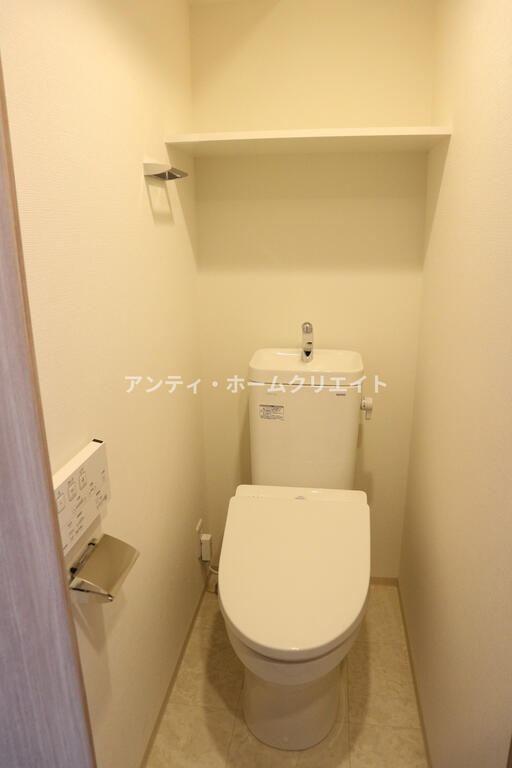 トイレ　同タイプ別階部屋写真