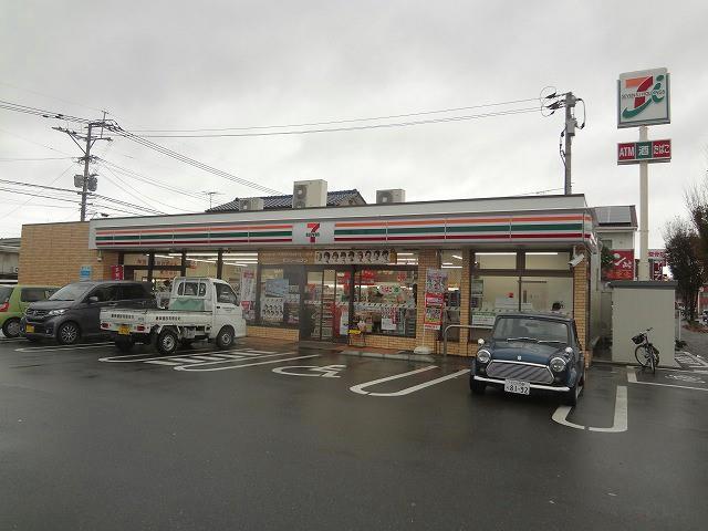 コンビニ　セブンイレブン八幡則松6丁目店（コンビニ）まで900m