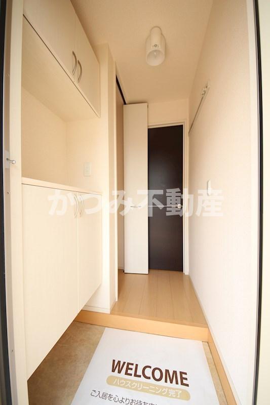 玄関　他号室参考写真