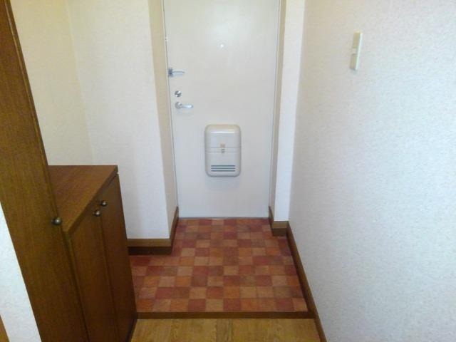 玄関　図面と現状に相違がある場合には現状を優先