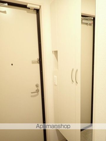 ティーガーデンヴィレッジ Bの玄関写真