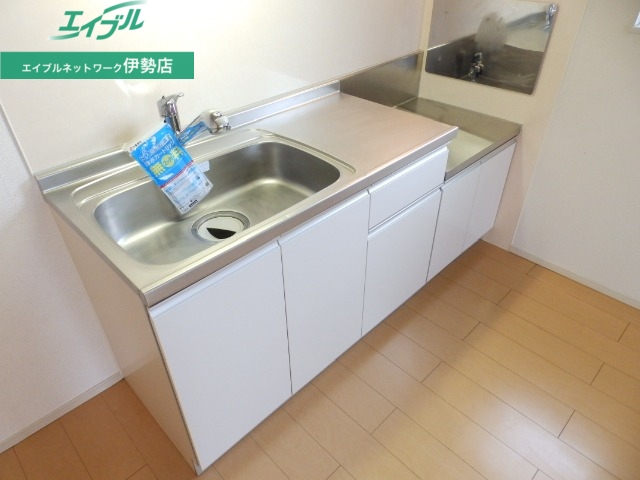 キッチン　同型参考写真