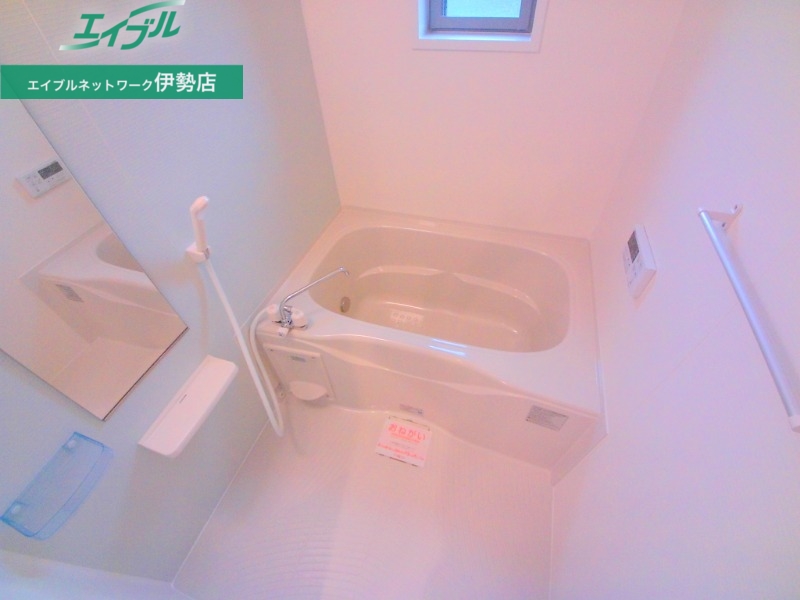 バス・シャワールーム　同型参考写真