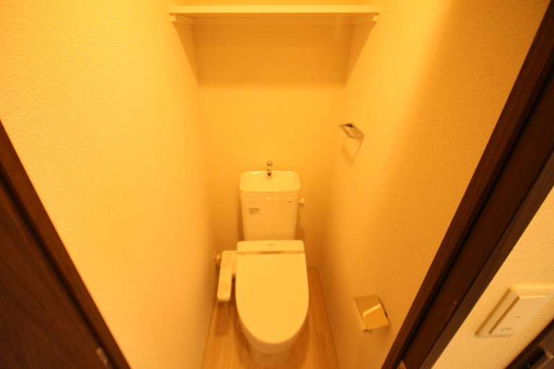 プレサンス玉造ザ・ライブのトイレ写真