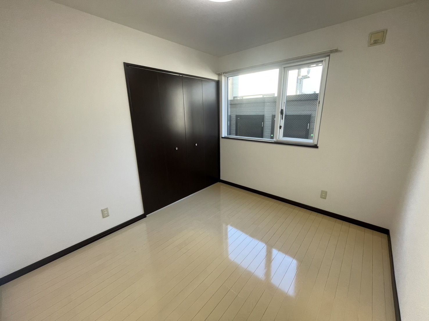 レガーロ緑町C棟の内装写真