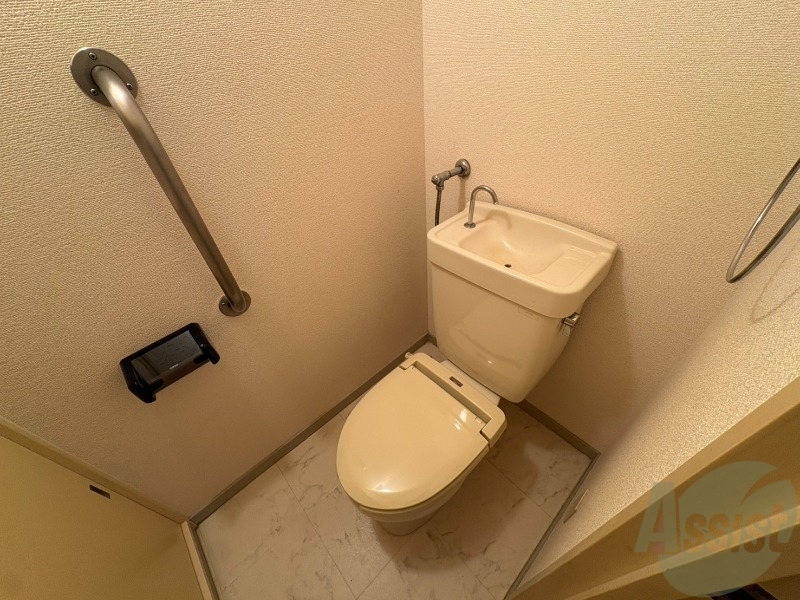 トイレ　清潔感があり安心して使用できるトイレになっておりました。