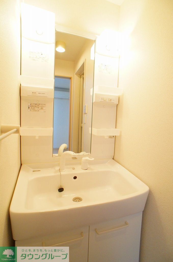 東武伊勢崎線 草加駅 徒歩8分 3階建 築15年の内装写真