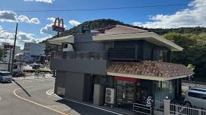 飲食店　マクドナルド 栗林店（飲食店）まで454m