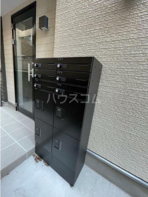 ベルメゾン横浜小机の外観写真