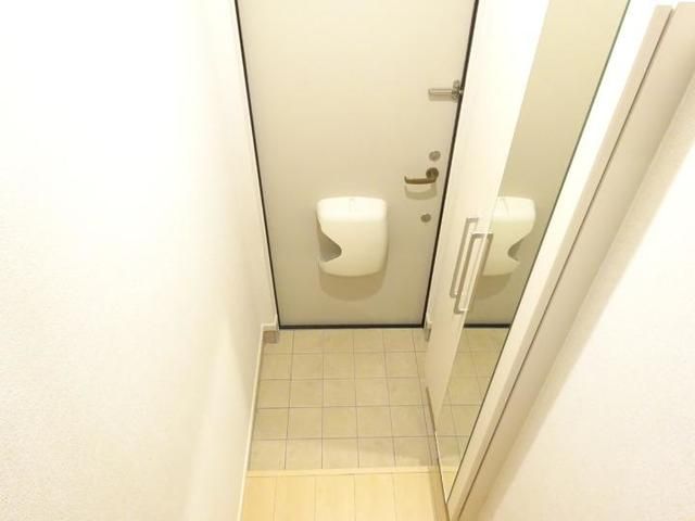 近鉄名古屋線 伊勢朝日駅 徒歩28分 2階建 築7年の玄関写真