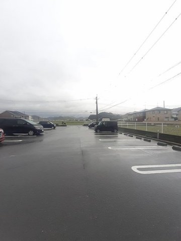 駐車場　カースペースがあります