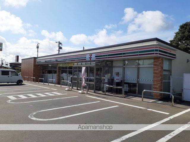 コンビニ　セブンイレブン土崎港店（コンビニ）まで549m