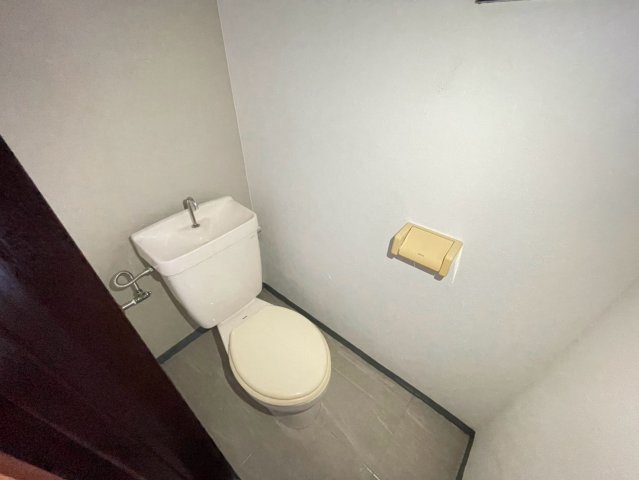 駿河ビルのトイレ写真