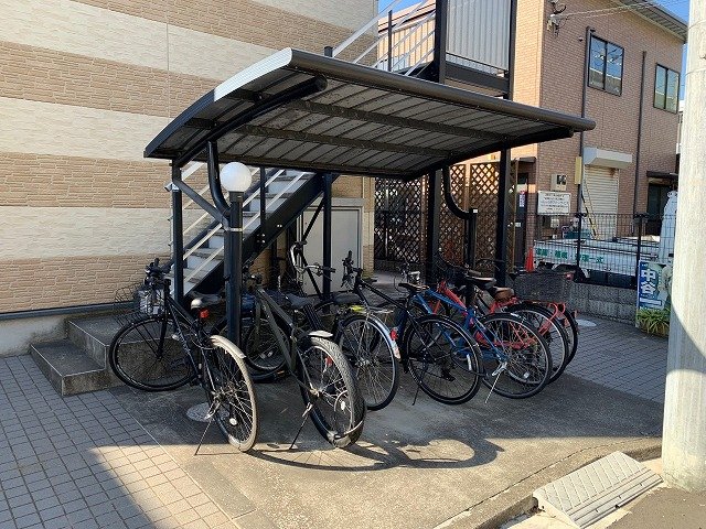 その他　駐輪場　原付＆自転車のみ駐輪可能