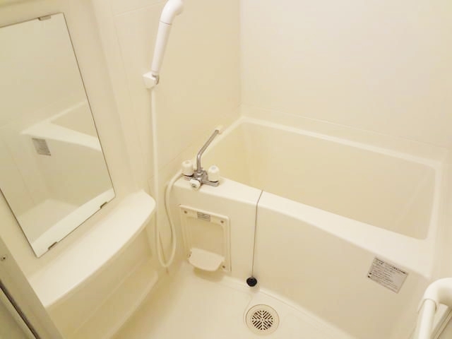 ミリオンステーションプラザ鶴見市場の風呂写真