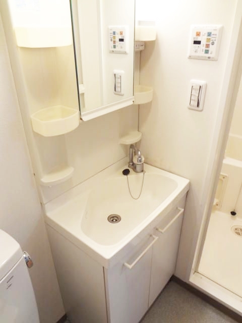 ミリオンステーションプラザ鶴見市場の内装写真