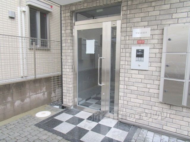 エントランス　エントランス