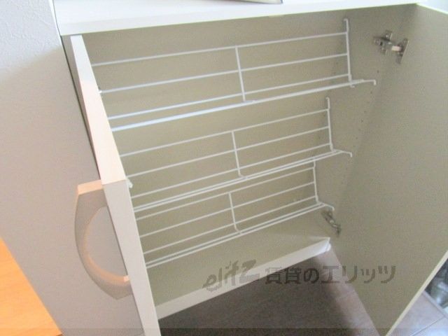 その他設備　下駄箱