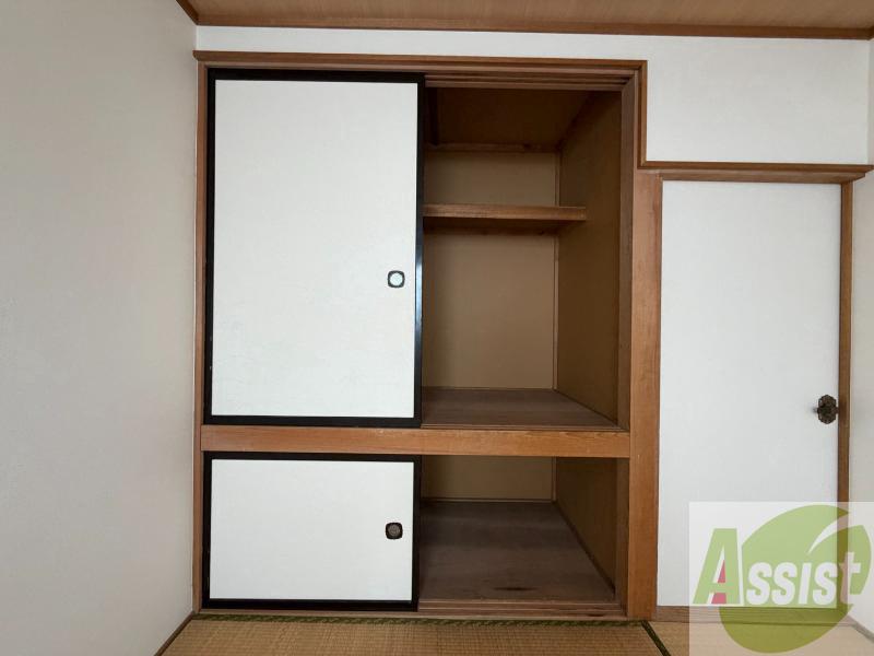 収納　収納もバッチリあるのでお部屋が片付きますよ！