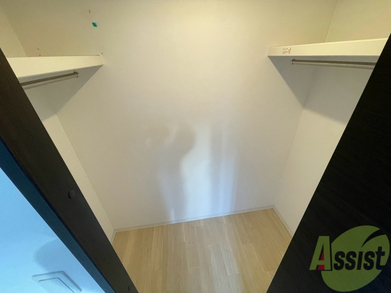収納　収納もバッチリあるのでお部屋が片付きますよ！